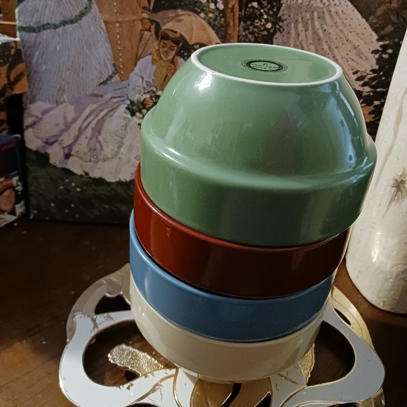 🏜🥣Crofton Multicolored 4 Bowl Set.🏝🏖Size 20.96 fl oz,5.5"×3",🎁 Nice Gift. - Picture 5 of 15